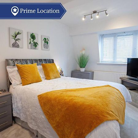 Cosy 2 Bed Apartment - Close To Leeds Centre ภายนอก รูปภาพ