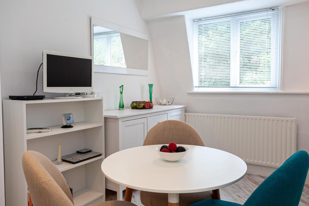 Cosy 2 Bed Apartment - Close To Leeds Centre ภายนอก รูปภาพ