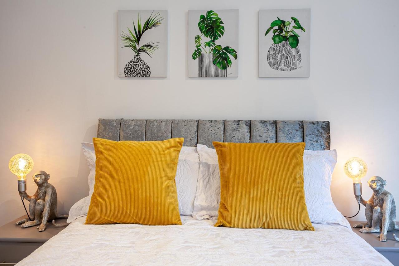Cosy 2 Bed Apartment - Close To Leeds Centre ภายนอก รูปภาพ